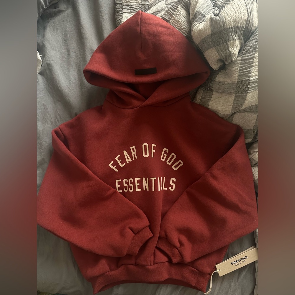 kids 8 essentials hoodie (new with tags)